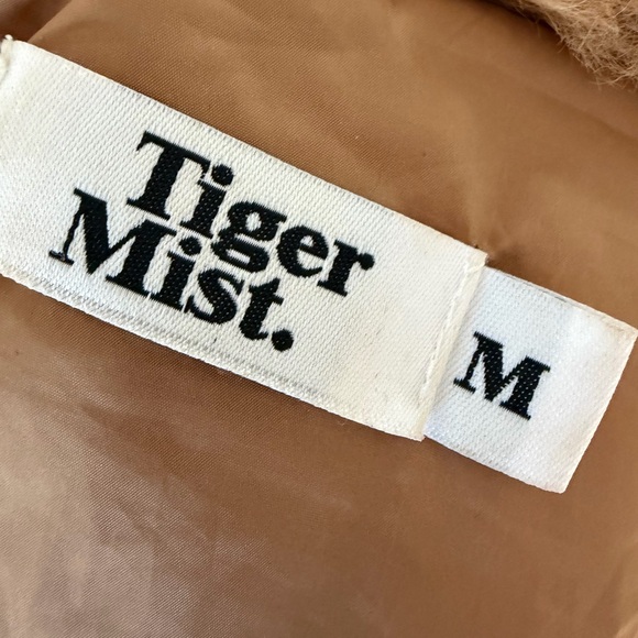 Tiger mist Faux fur cropped jacket size m tan teddy - Picture 3 of 4